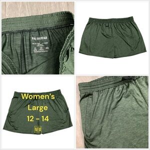 Women's Real Essentials Large Shorts Active Olive Lightweight Pockets Stretch
